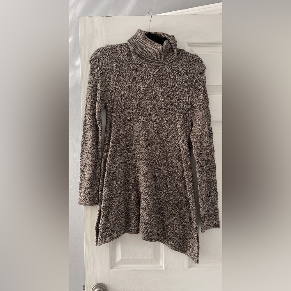 Oversized turtleneck sweater